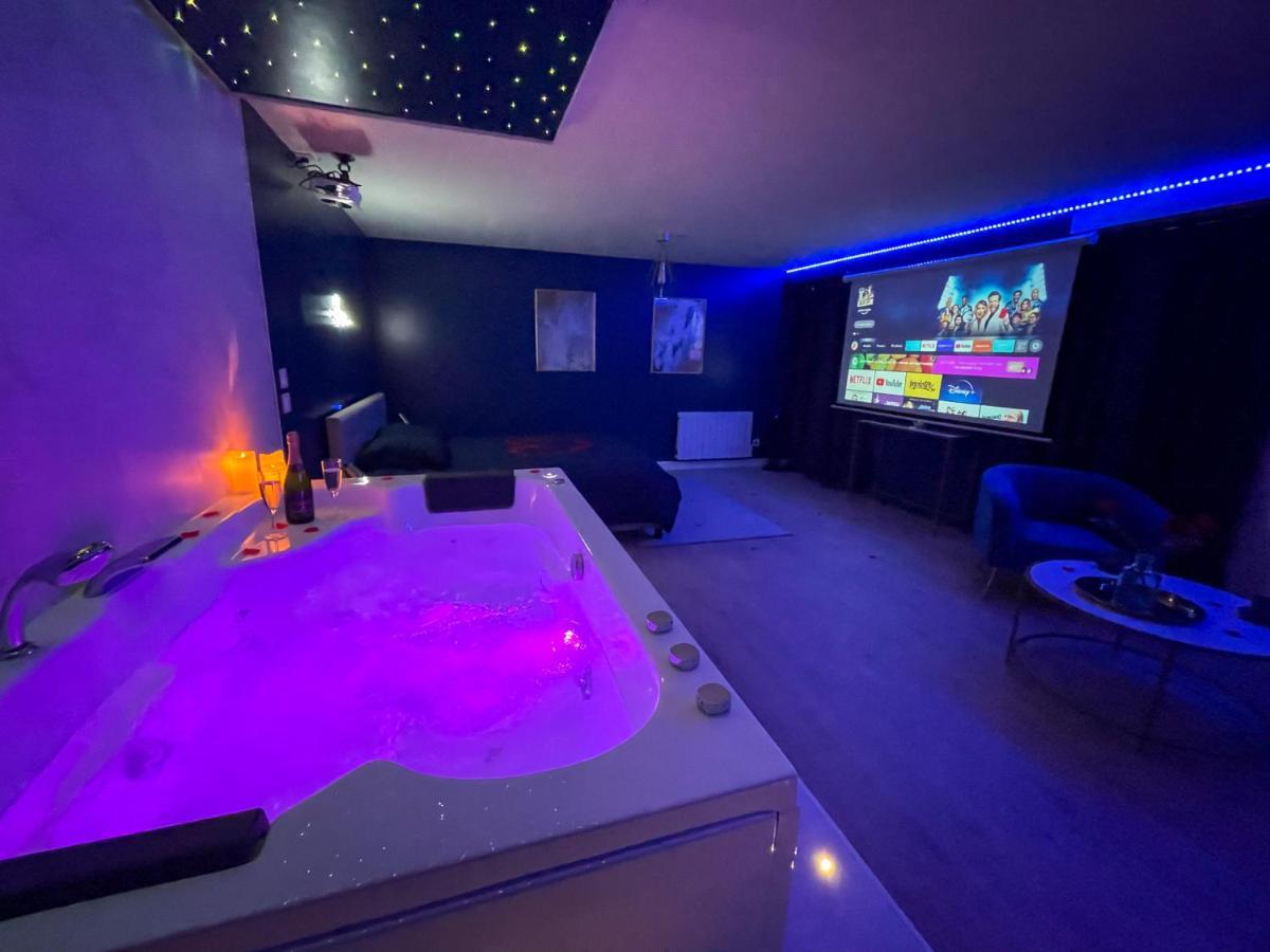 Spa Sous Les Etoiles - Cinema - Netflix - Parking - Gare Amiens Exteriér fotografie